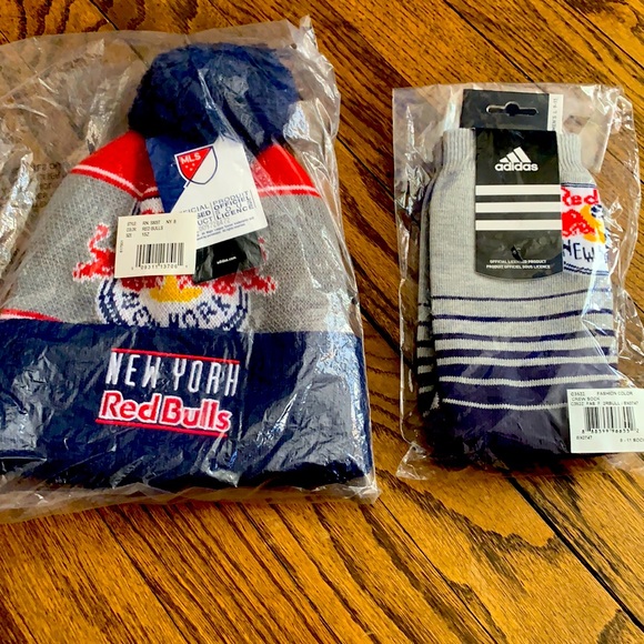 NEW YORK RED BULLS ADIDAS HAT & SOCKS NWT - Picture 1 of 8